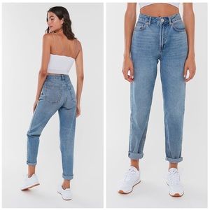BDG URBAN OUTFITTERS | Mom High Rise Jeans